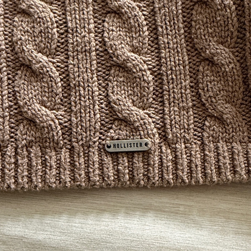 Hollister Tan Cable Knit Cardigan and Tank Set - Picture 4 of 6